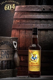 Cliquez sur l’image pour voir les détails du produit :Rhum de Martinique Brun Grand Fond Galion 54° 1L