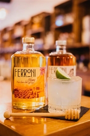 Cliquez sur l’image pour voir les détails du produit :Ferroni Honey 70cl